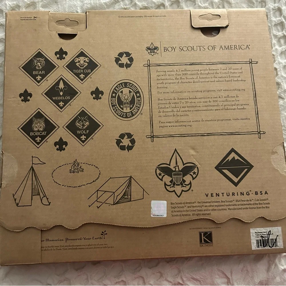 New Boy Scouts of America 12x12 scrapbook album K & Company scrapbooking